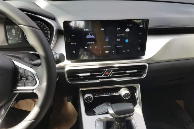 Used Geely Auto Coolray 2025 1.5L CVT Super Edition Audio And AC Panel