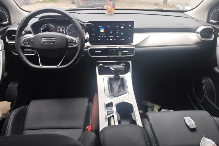 Used Geely Auto Coolray 2025 1.5L CVT Super Edition Center Console