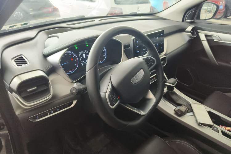 Used Geely Auto Coolray 2025 1.5L CVT Super Edition Center Console