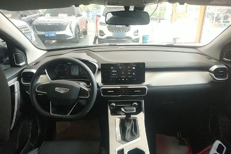 Used Geely Auto Coolray 2025 1.5L CVT Super Edition Center Console