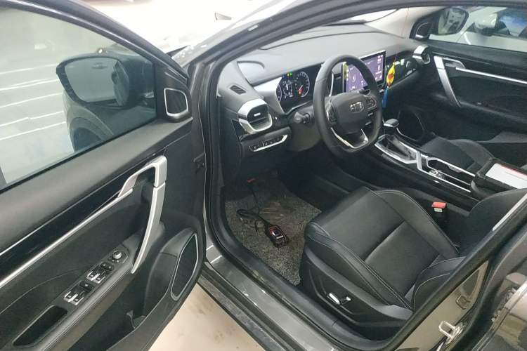 Used Geely Auto Coolray 2025 Model 1.5L CVT Superpower Edition MAX Driver Seat