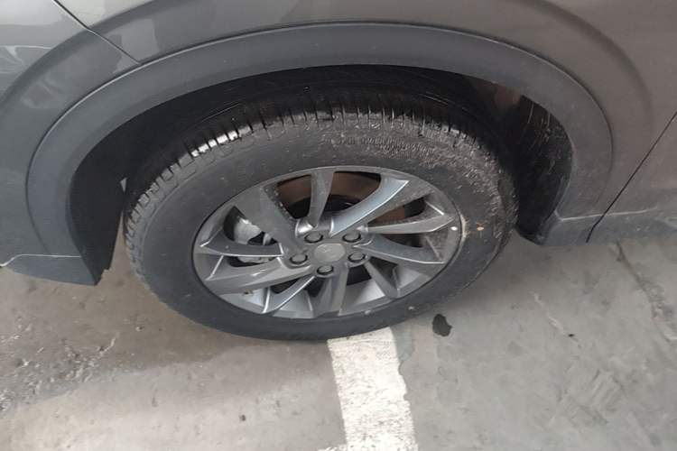 Used Geely Auto Coolray 2025 Bin Yue L 1.5TD DCT Beyond Edition Exterior 4
