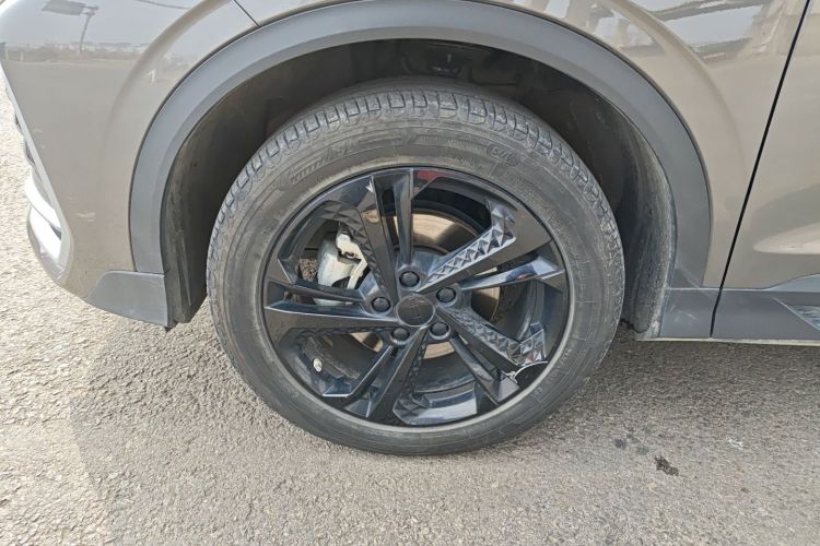 Used Geely Auto Coolray 2025 Bin Yue L 1.5T DCT Starlight Edition Exterior 4