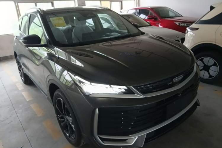 Used Geely Auto Coolray 2025 Bin Yue L 1.5T DCT Starlight Edition Front Right 45 Deg