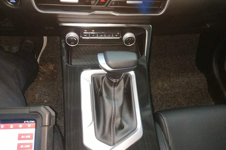 Used Geely Auto Coolray 2025 Model 1.5L CVT Superpower Edition MAX Gear Lever