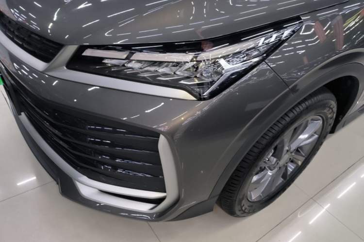 Used Geely Auto Coolray 2025 Bin Yue L 1.5TD DCT Star Diamond Left Front Headlight