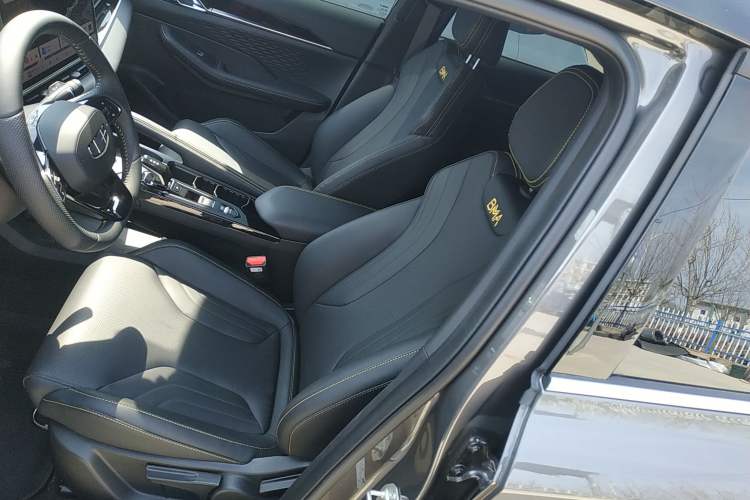 Used Geely Auto Coolray 2025 Bin Yue L 1.5TD DCT Star Diamond Left Front Seat