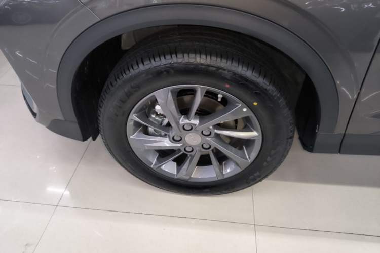 Used Geely Auto Coolray 2025 Bin Yue L 1.5TD DCT Star Diamond Left Front Wheel Hub