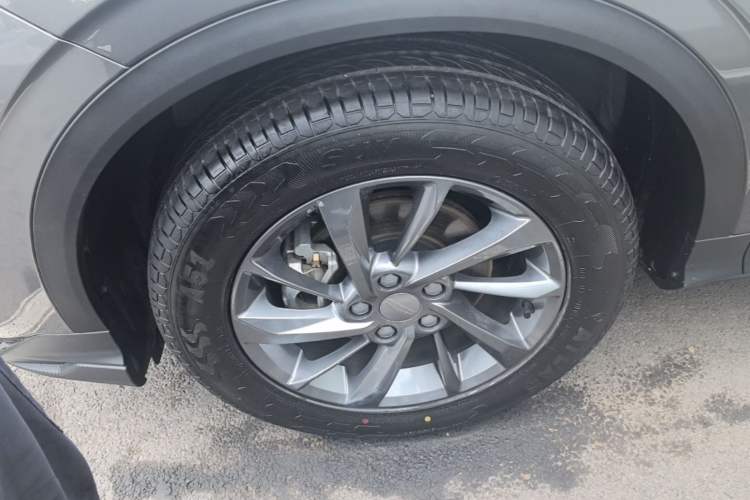 Used Geely Auto Coolray 2025 1.5L CVT Super Edition Left Front Wheel Hub