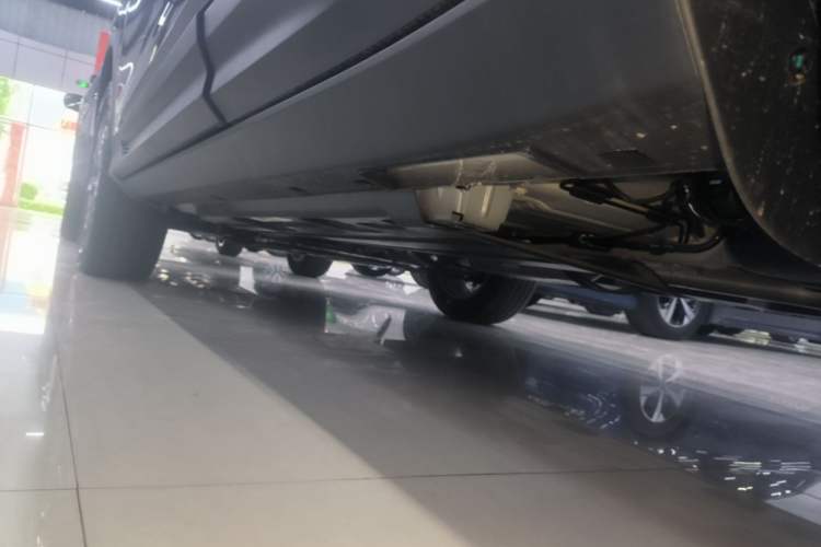 Used Geely Auto Coolray 2025 Bin Yue L 1.5TD DCT Star Diamond Left Side Sill
