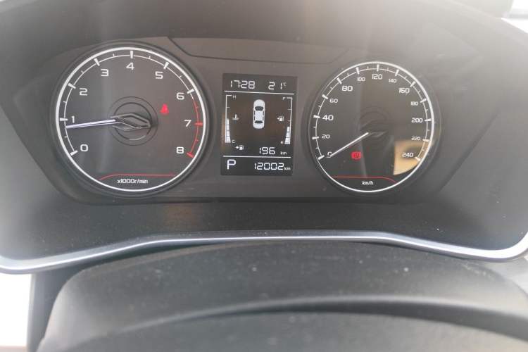 Used Geely Auto Coolray 2025 1.5L CVT Super Edition Odometer Close Up