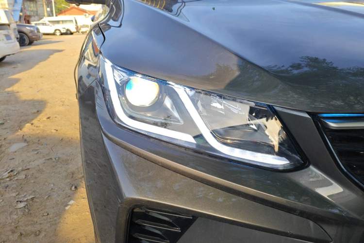 Used Geely Auto Coolray 2025 1.5L CVT Super Edition Right Front Headlight
