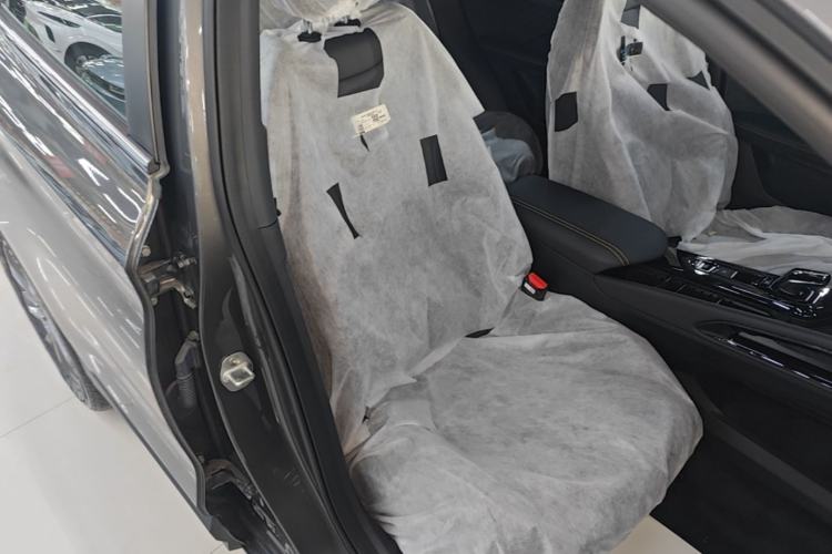 Used Geely Auto Coolray 2025 Bin Yue L 1.5TD DCT Beyond Edition Right Front Seat