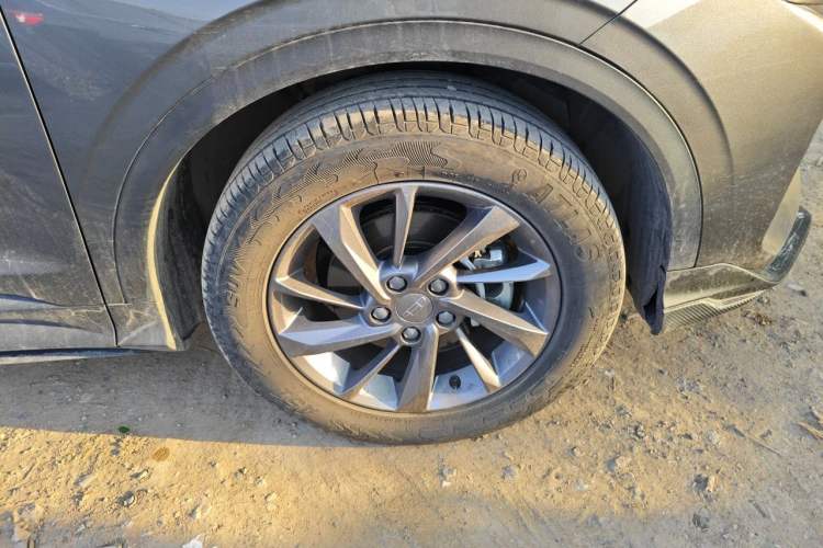 Used Geely Auto Coolray 2025 1.5L CVT Super Edition Right Front Wheel Hub