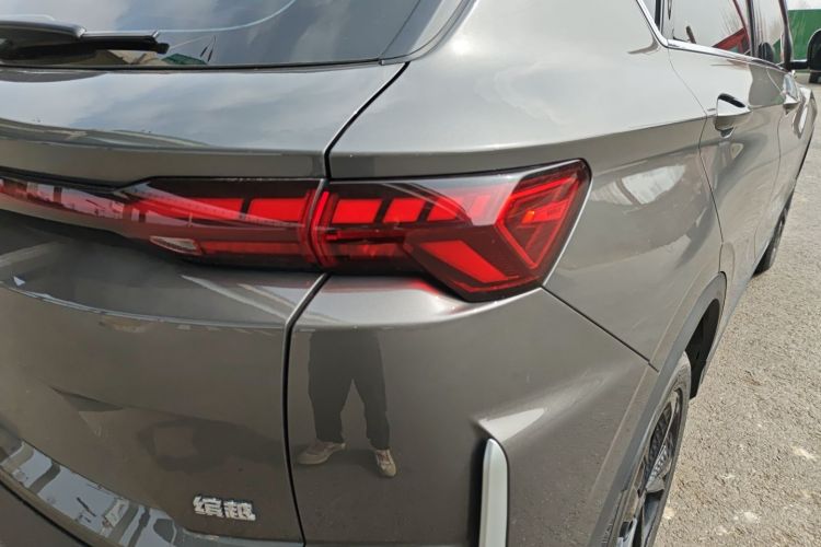 Used Geely Auto Coolray 2025 Bin Yue L 1.5T DCT Starlight Edition Right Rear Taillight