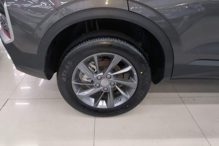 Used Geely Auto Coolray 2025 Bin Yue L 1.5TD DCT Star Diamond Right Rear Wheel Hub