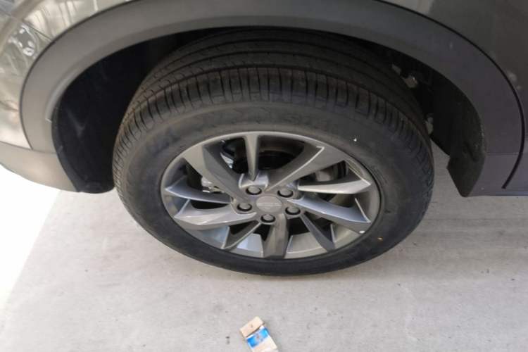Used Geely Auto Coolray 2025 1.5L CVT Super Edition Right Rear Wheel Hub