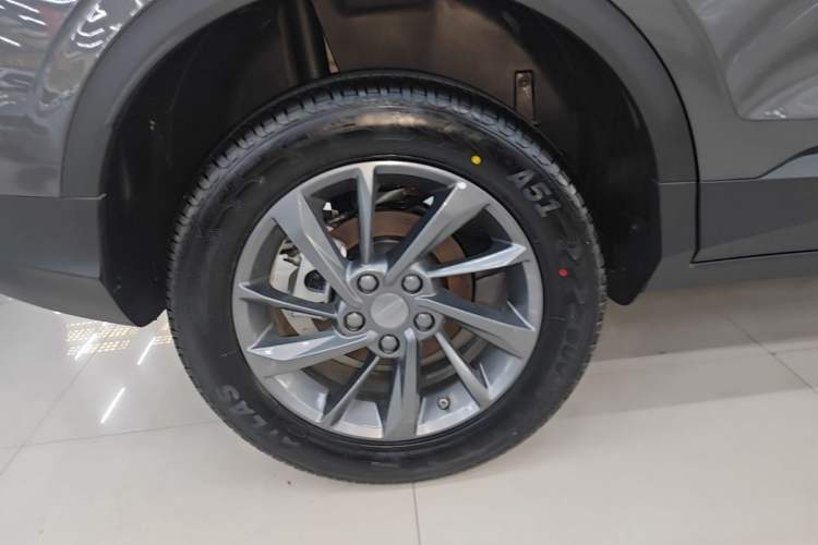 Used Geely Auto Coolray 2025 Bin Yue L 1.5TD DCT Beyond Edition Right Rear Wheel Hub
