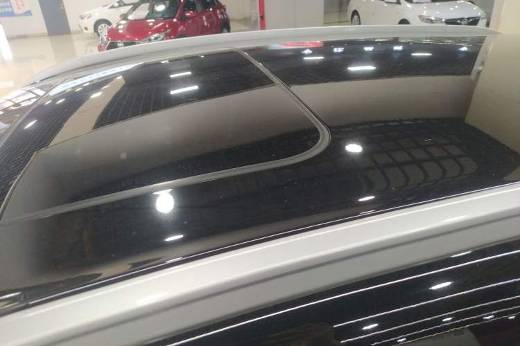 Used Geely Auto Coolray 2025 Bin Yue L 1.5T DCT Starlight Edition Roof