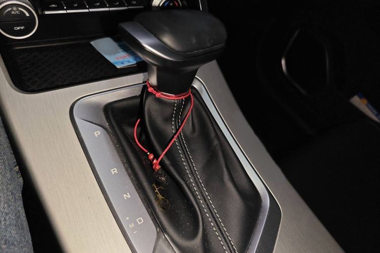 Used Geely Auto Coolray 2025 1.5L CVT Super Edition Gear Lever