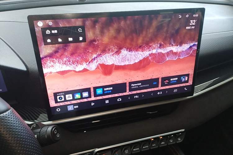 Used Geely Auto Coolray 2025 Model Bin Yue L 1.5TD DCT Battle Audio And AC Panel