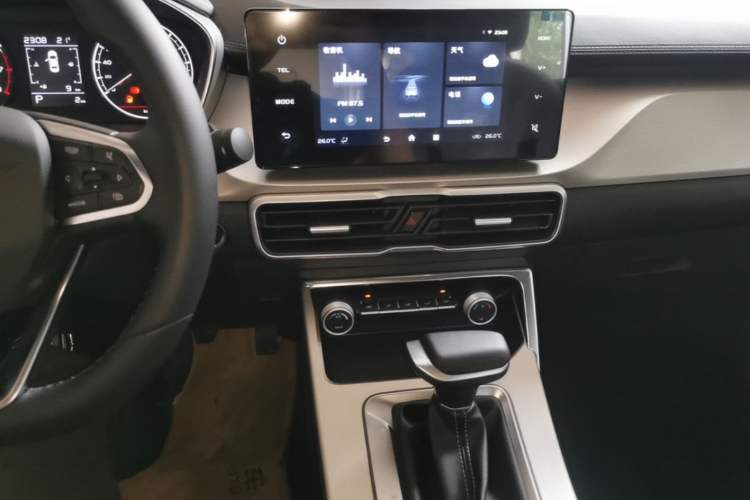 Used Geely Auto Coolray 2025 1.5L CVT Super Edition Audio And AC Panel