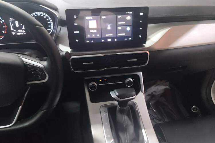 Used Geely Auto Coolray 2025 1.5L CVT Super Edition Audio And AC Panel
