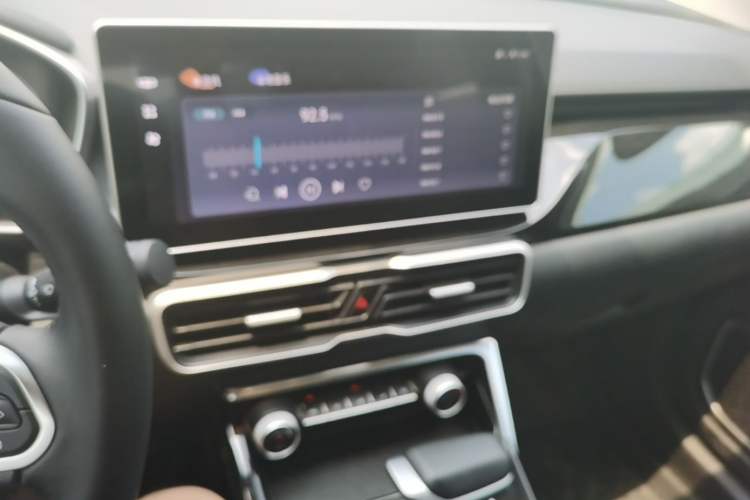 Used Geely Auto Coolray 2025 Model 1.5L CVT Superpower Edition MAX Audio And AC Panel