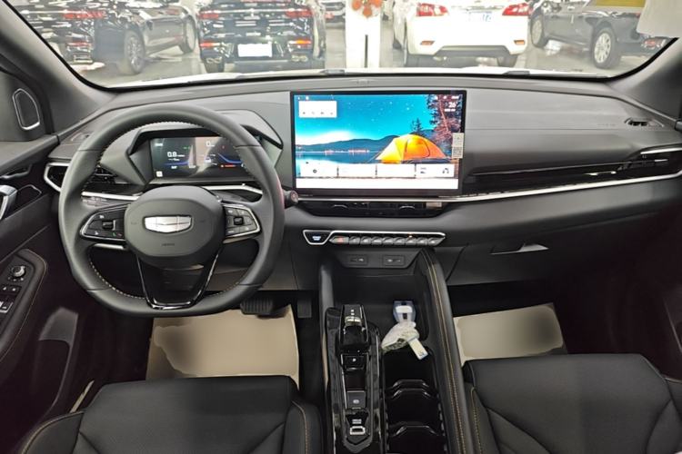 Used Geely Auto Coolray 2025 Bin Yue L 1.5TD DCT Star Diamond Center Console