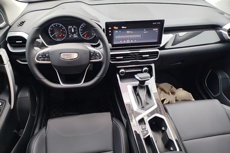 Used Geely Auto Coolray 2025 Model 1.5L CVT Superpower Edition MAX Center Console