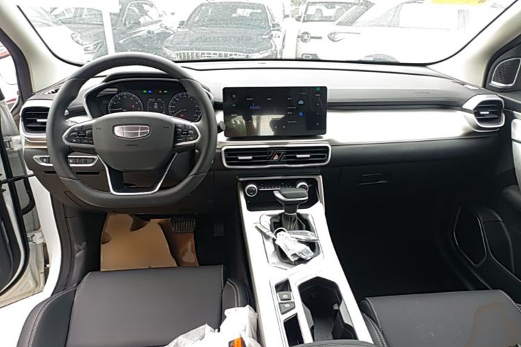 Used Geely Auto Coolray 2025 1.5L CVT Super Edition Center Console