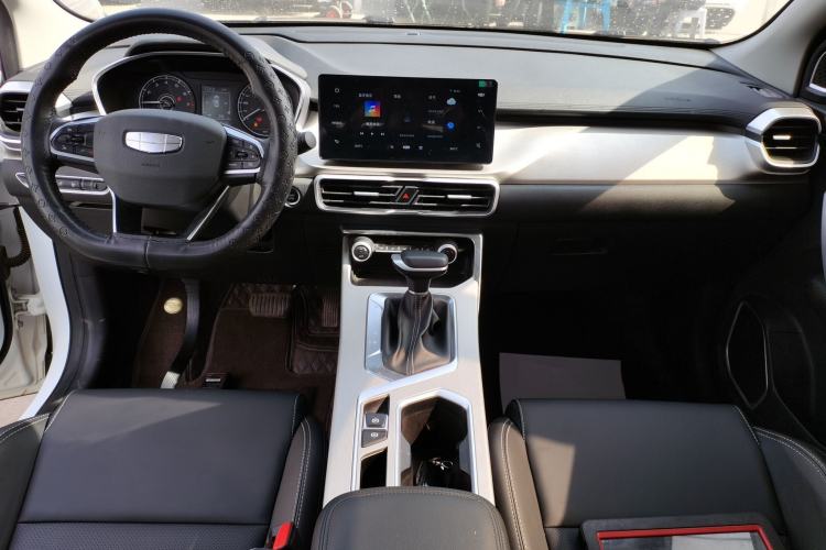 Used Geely Auto Coolray 2025 1.5L CVT Super Edition Center Console