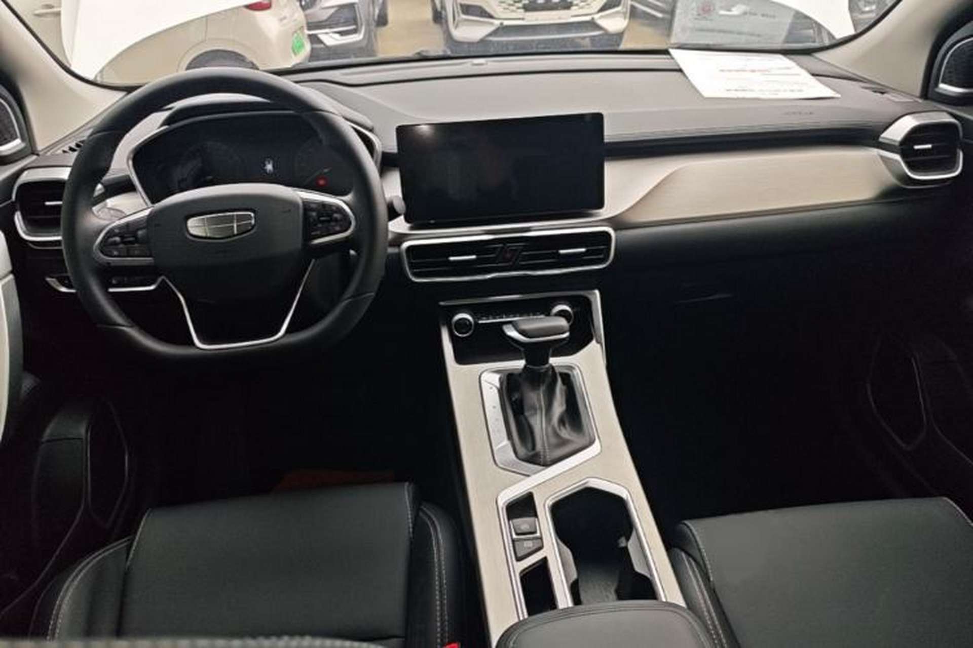 Used Geely Auto Coolray 2025 1.5L CVT Super Edition Center Console