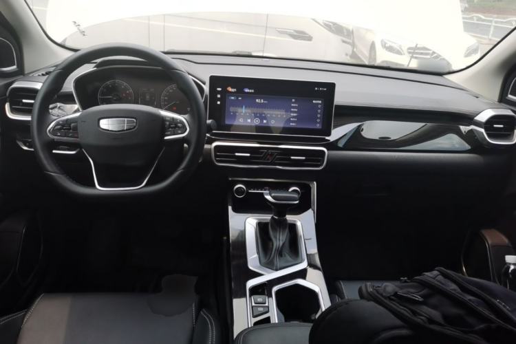 Used Geely Auto Coolray 2025 Model 1.5L CVT Superpower Edition MAX Center Console