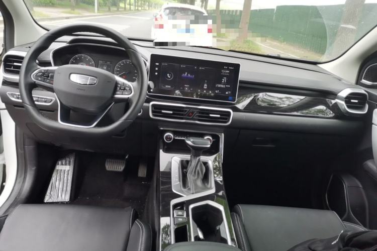 Used Geely Auto Coolray 2025 Model 1.5L CVT Superpower Edition MAX Center Console