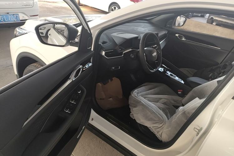 Used Geely Auto Coolray 2025 Bin Yue L 1.5TD DCT Beyond Edition Driver Seat
