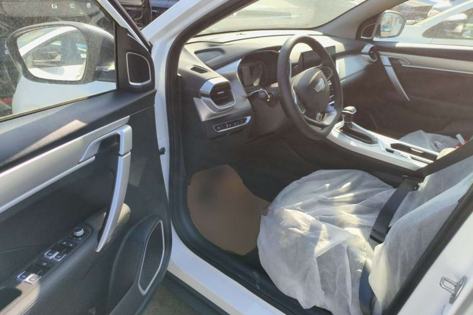 Used Geely Auto Coolray 2025 1.5L CVT Super Edition Driver Seat