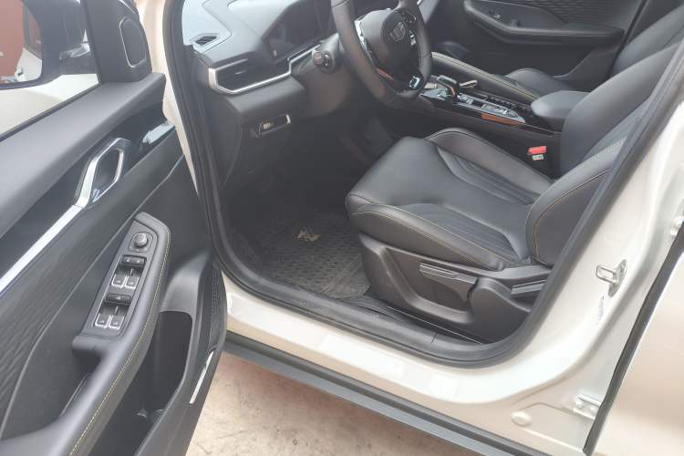 Used Geely Auto Coolray 2025 Bin Yue L 1.5TD DCT Star Diamond Driver Seat