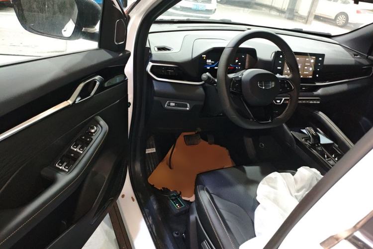 Used Geely Auto Coolray 2025 Bin Yue L 1.5TD DCT Beyond Edition Driver Seat