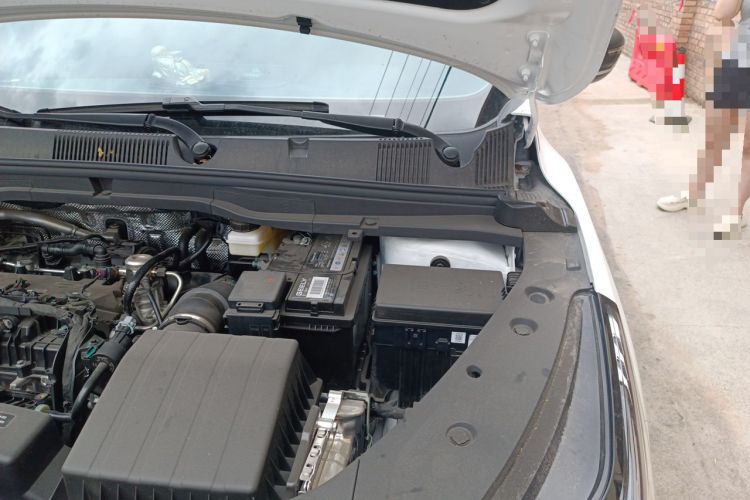 Used Geely Auto Coolray 2025 Bin Yue L 1.5TD DCT Beyond Edition Engine Bay Left