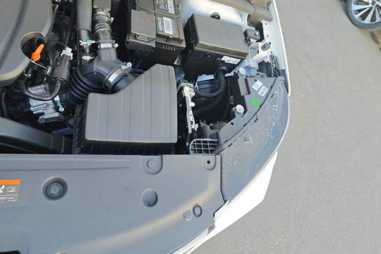 Used Geely Auto Coolray 2025 1.5L CVT Super Edition Engine Bay Left