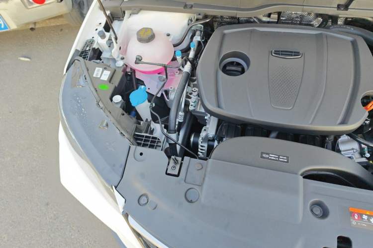 Used Geely Auto Coolray 2025 1.5L CVT Super Edition Engine Bay Right