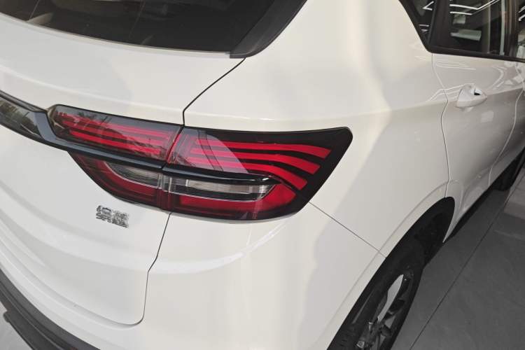 Used Geely Auto Coolray 2025 1.5L CVT Super Edition Exterior 3