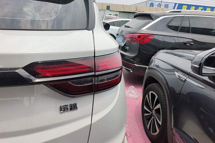 Used Geely Auto Coolray 2025 1.5L CVT Super Edition Exterior 3