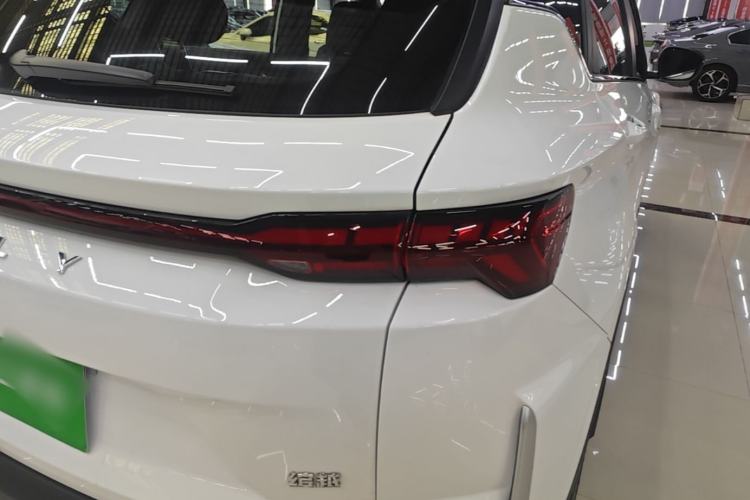 Used Geely Auto Coolray 2025 Bin Yue L 1.5TD DCT Beyond Edition Exterior 3