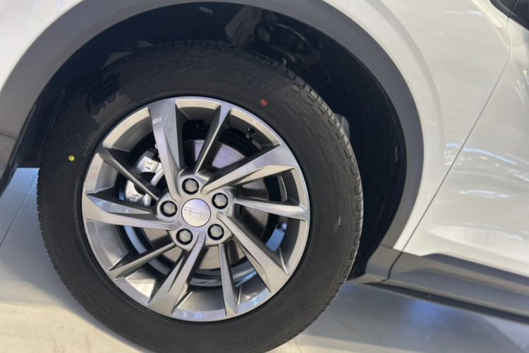 Used Geely Auto Coolray 2025 Model 1.5L CVT Superpower Edition MAX Exterior 4