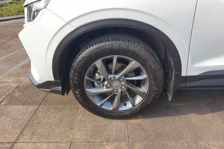 Used Geely Auto Coolray 2025 1.5L CVT Super Edition Exterior 4