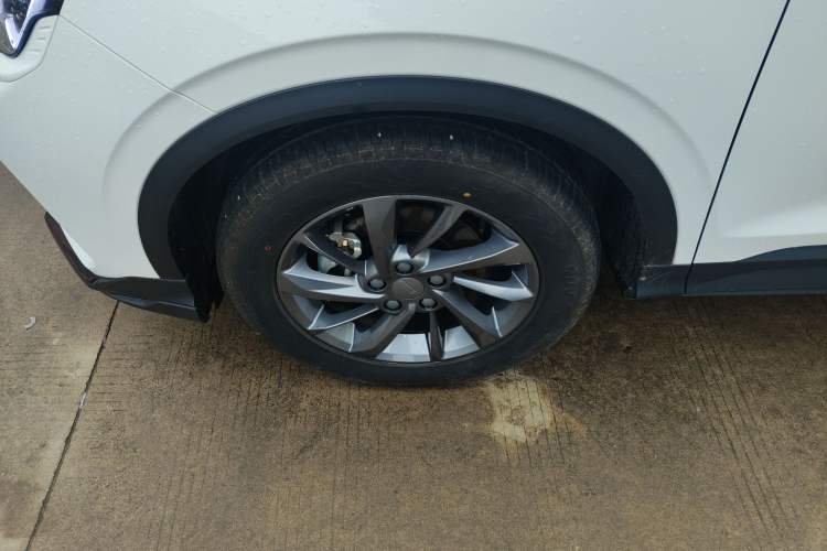 Used Geely Auto Coolray 2025 1.5L CVT Super Edition Exterior 4