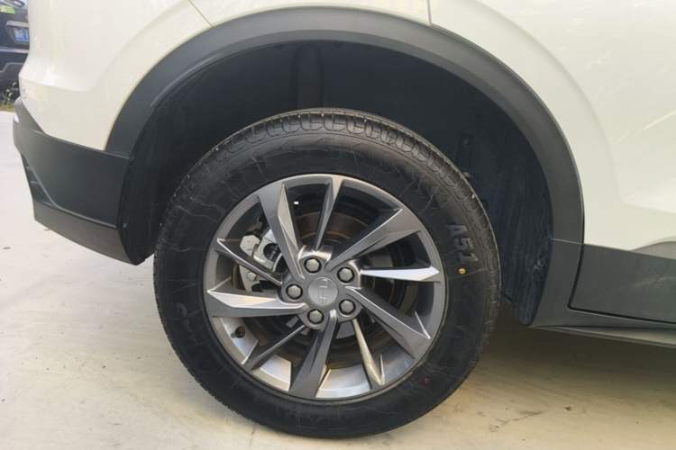 Used Geely Auto Coolray 2025 Model 1.5L CVT Superpower Edition MAX Exterior 5