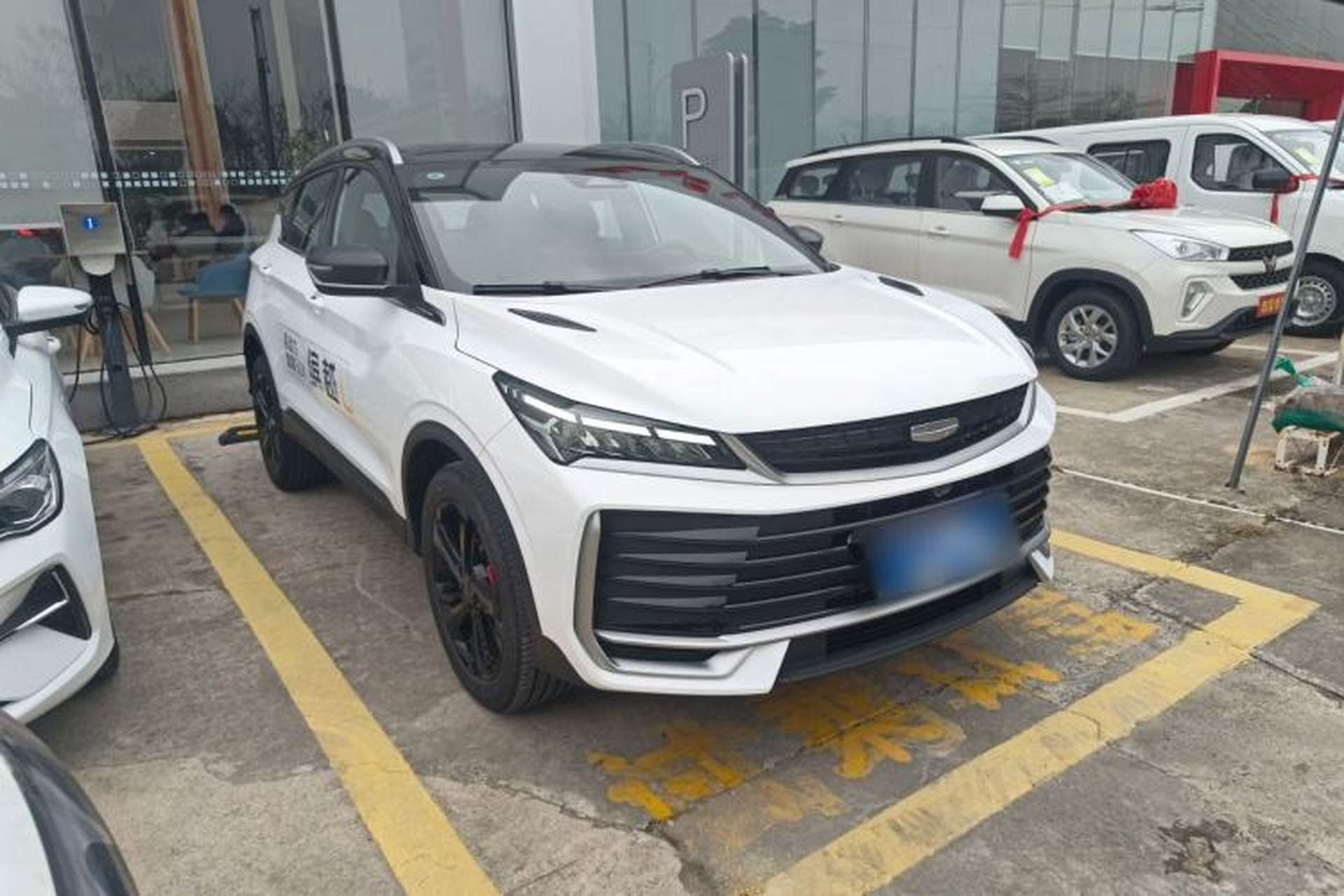 Used Geely Auto Coolray 2025 Bin Yue L 1.5T DCT Starlight Edition Front Right 45 Deg